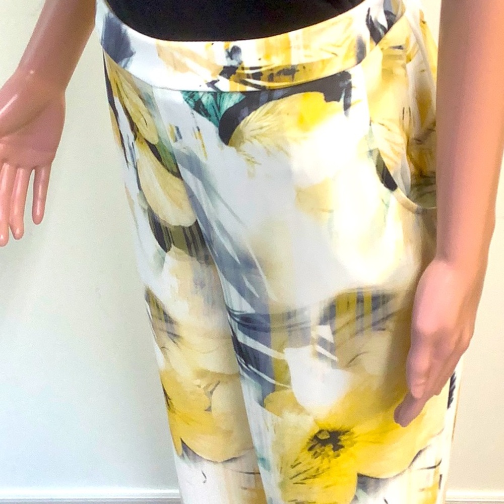 Frank Lyman Wide Leg Dress Pants
